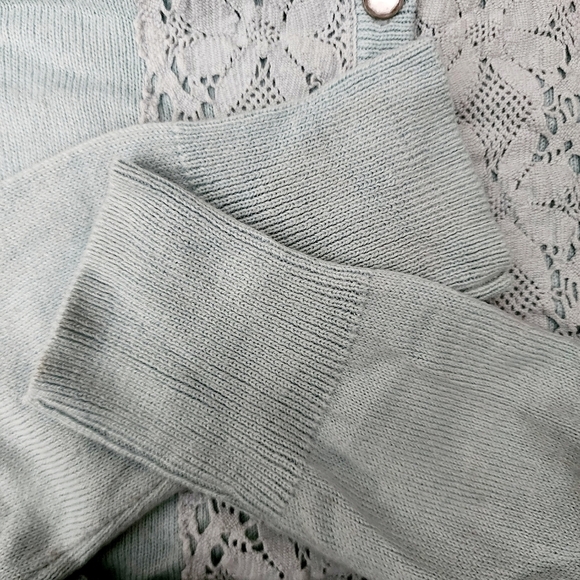 Van Heusen Seafoam Teal Lace Cardigan Women's XS Round Neck Snap Buttons Preppy - Picture 5 of 7